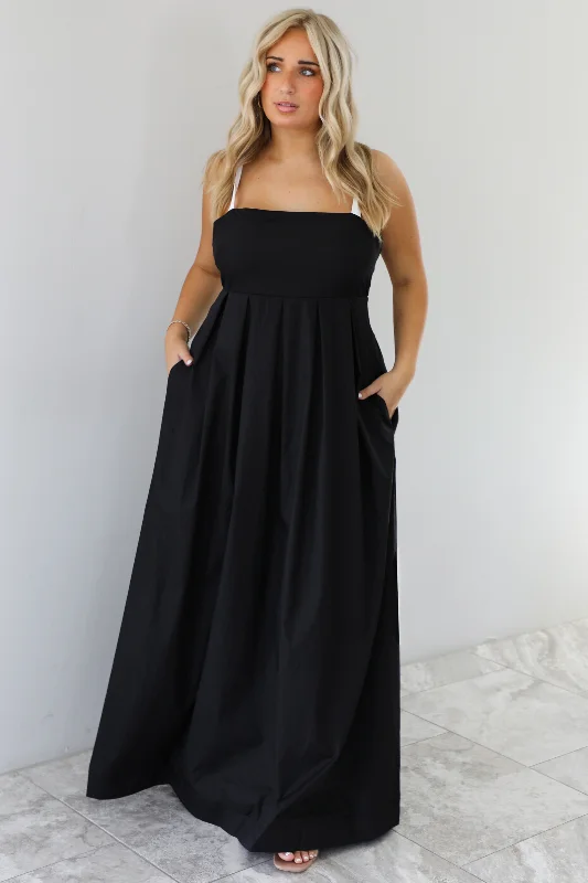 On The Way Maxi Dress: Black/White