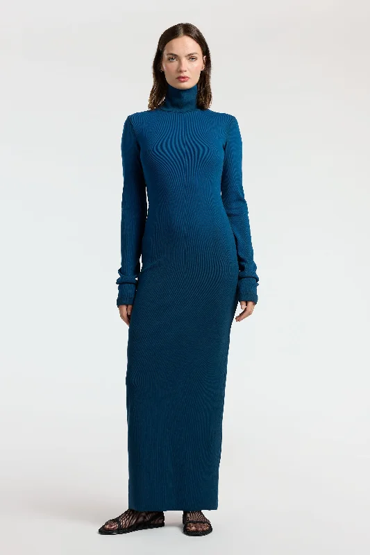 Verona Turtleneck Maxi Dress