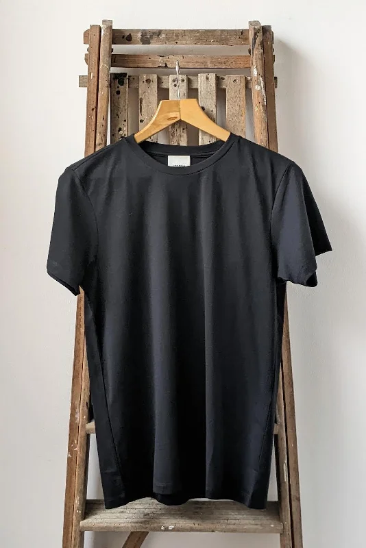 Annax Black T-Shirt